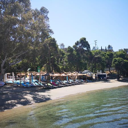 Valente Perlia Rooms Poros Town Bagian luar foto