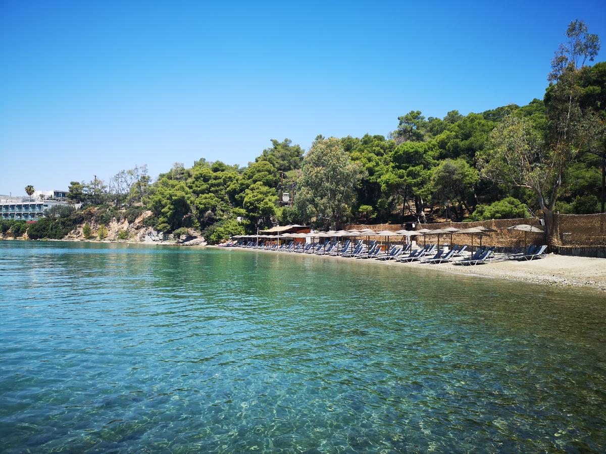 Valente Perlia Rooms Poros Town Bagian luar foto