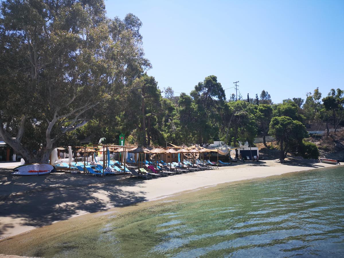 Valente Perlia Rooms Poros Town Bagian luar foto