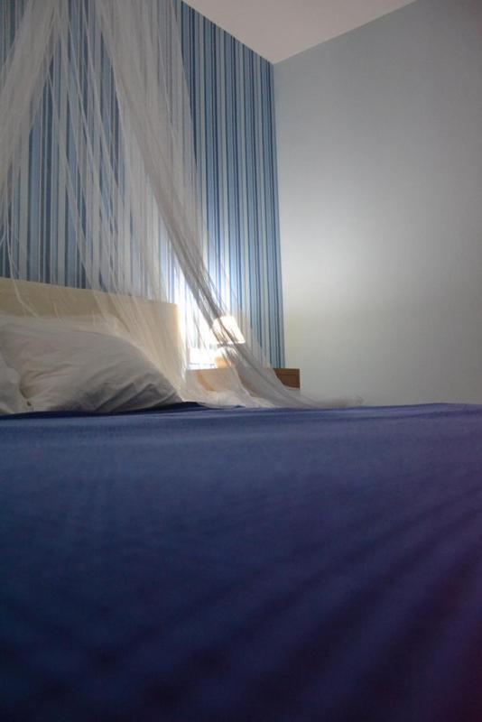 Valente Perlia Rooms Poros Town Bagian luar foto